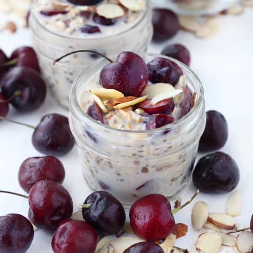 Porridge proteico alle ciliegie